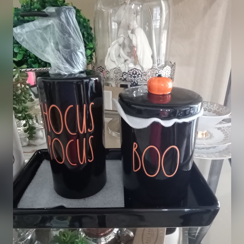 RAE DUNN bathroom  set